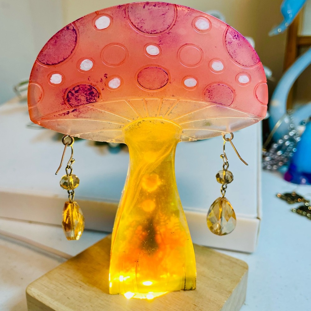 Floral Mushroom LED Light Decor - Picture 4 of 4